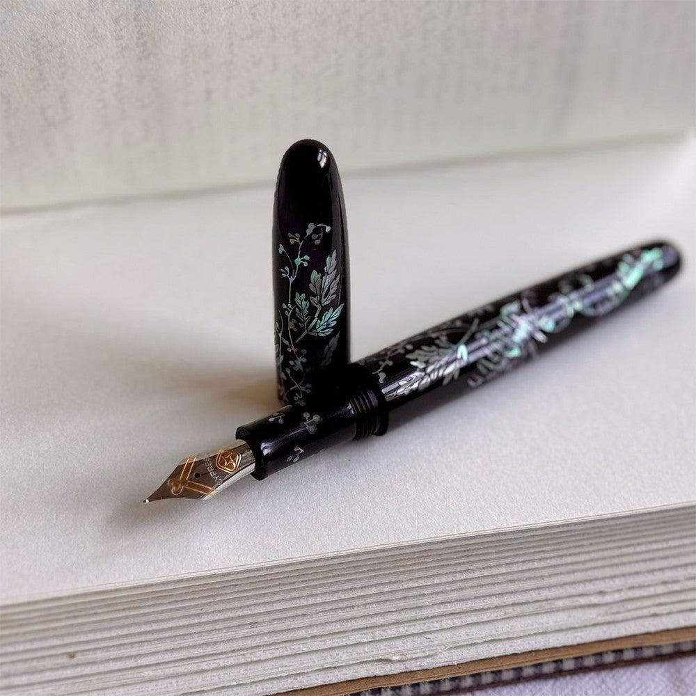 CYPRESS × @micahfinds Victorian Flora: The Humble Fern Fountain Pen - Image 4
