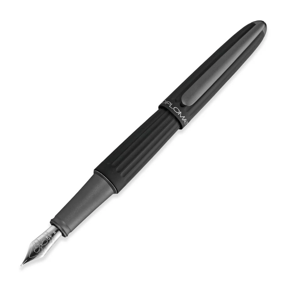Diplomat Fountain Pen - Aero Black - Image 3