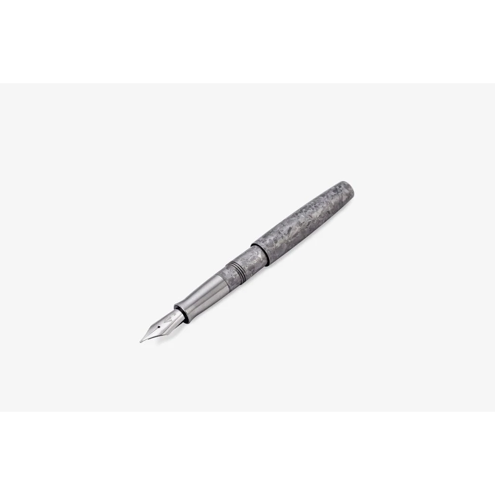 Gravitas Fountain Pen - Dinkey - Crystallized Titanium - Image 2