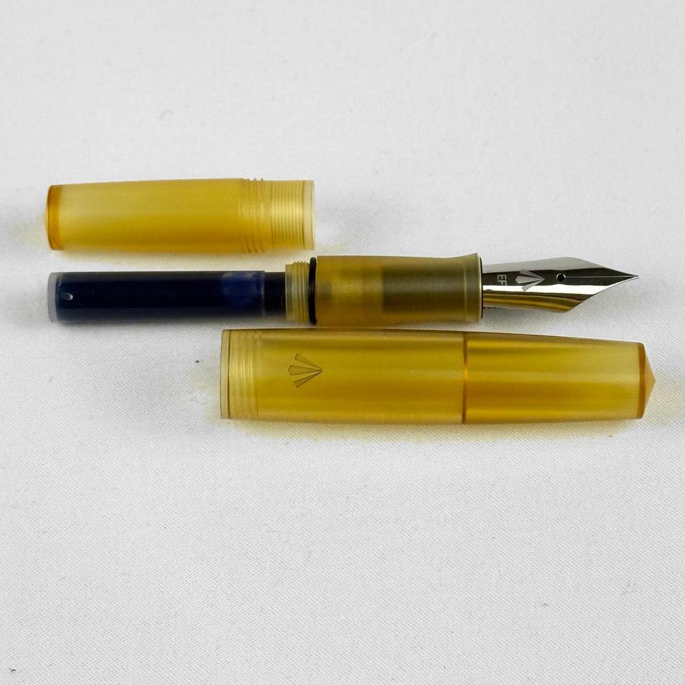 Gravitas Fountain Pen - Dinkey - Ultem - Image 4