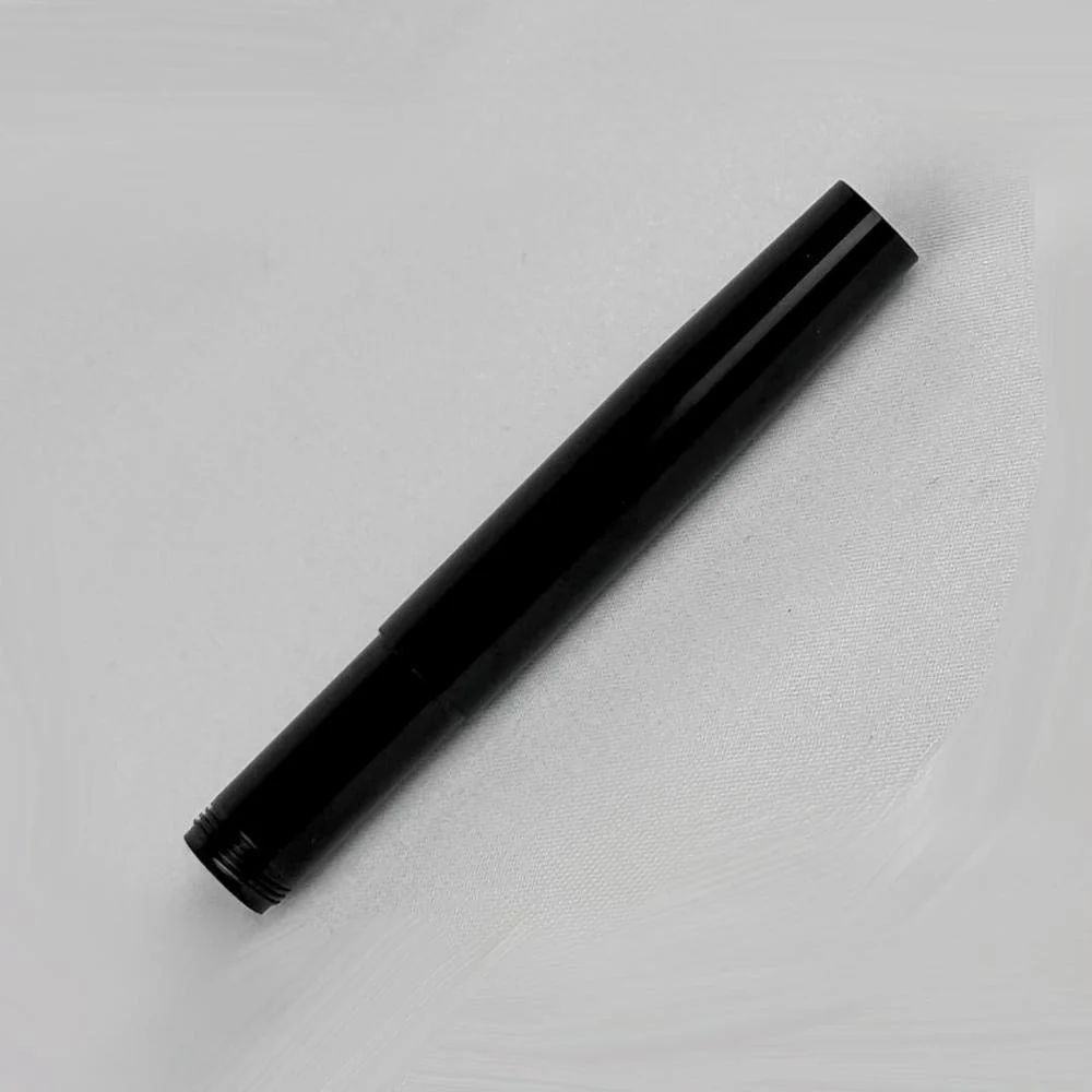Gravitas Fountain Pen - Quark - Torlon - Image 3
