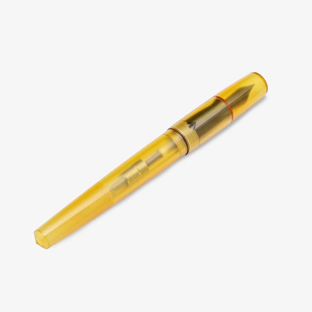 Gravitas Fountain Pen - Sentry - Ultem - Image 3