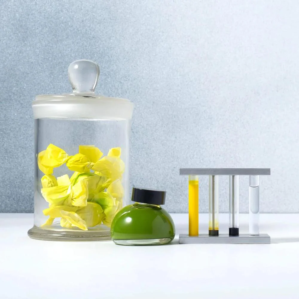 Kakimori Ink Bottle (35 ml) - Color Specimen - Spring - Image 9