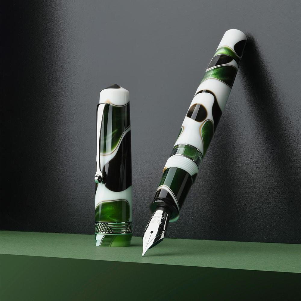 Leonardo Fountain Pen - Momento Magico - Foglia (14K Gold) - Image 2