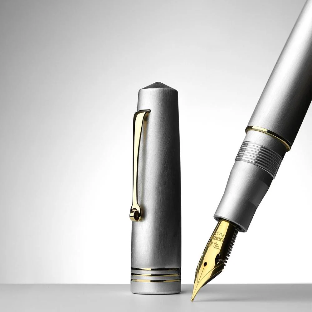 Leonardo Fountain Pen - Momento Zero (14K Gold) - Aluminia - Limited Edition (2025) - Image 8
