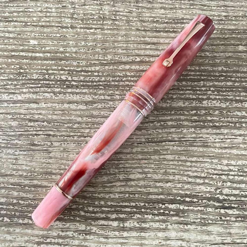 Leonardo × @karynalovestoplan - Momento Zero Grande 2.0 Winter Sunrise Fountain Pen Set - Image 8