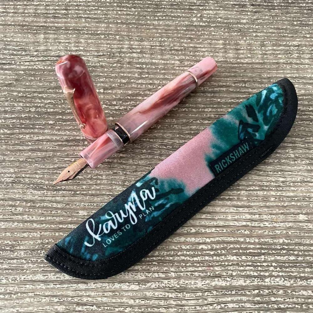 Leonardo × @karynalovestoplan - Momento Zero Grande 2.0 Winter Sunrise Fountain Pen Set - Image 9