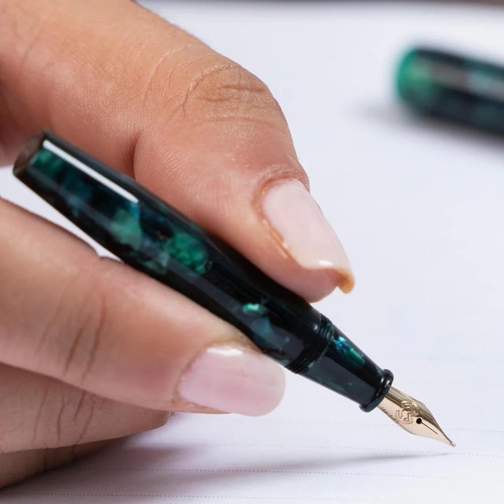 Magna Carta Fountain Pen - Trilli Pens Wearable Necklace - Special Edition (2025) - Image 2