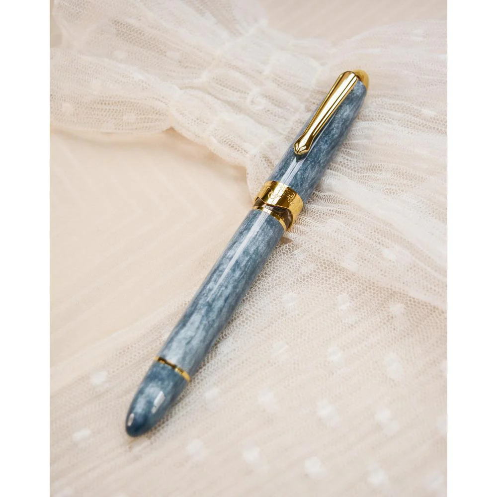 Nahvalur × @artynijp French Chateau Fountain Pen - Image 12