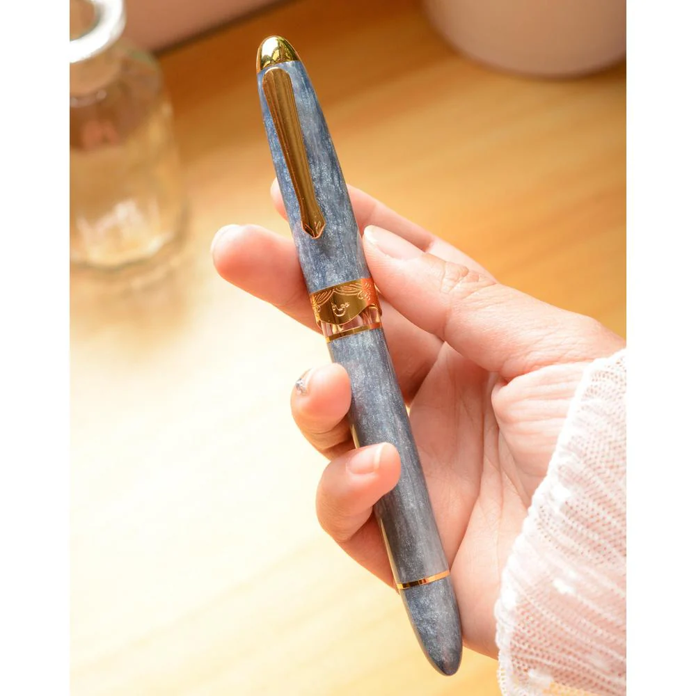 Nahvalur × @artynijp French Chateau Fountain Pen - Image 9
