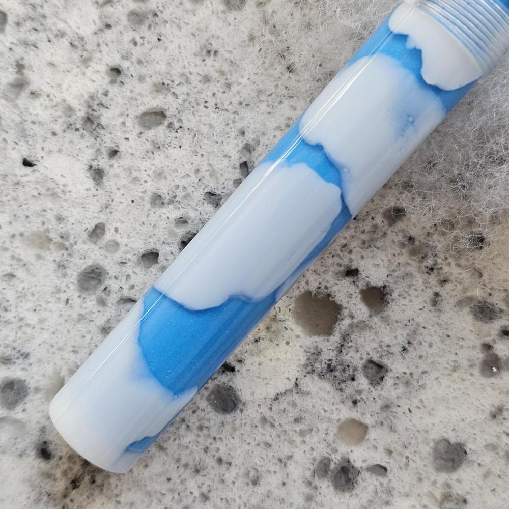Papa J Studio × @wastedpaper Fear of Flying Fountain Pen - Image 3