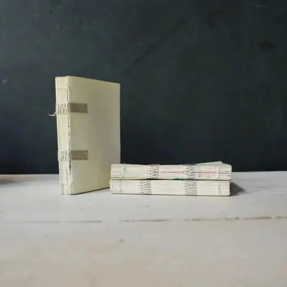 Peg and Awl Anselm Bookbinding Kit - Image 5