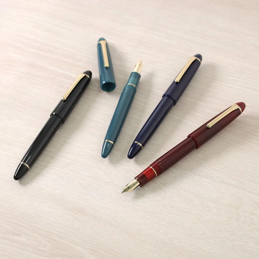Sailor Fountain Pen - 1911 Casual L Gold Trim - Image 2