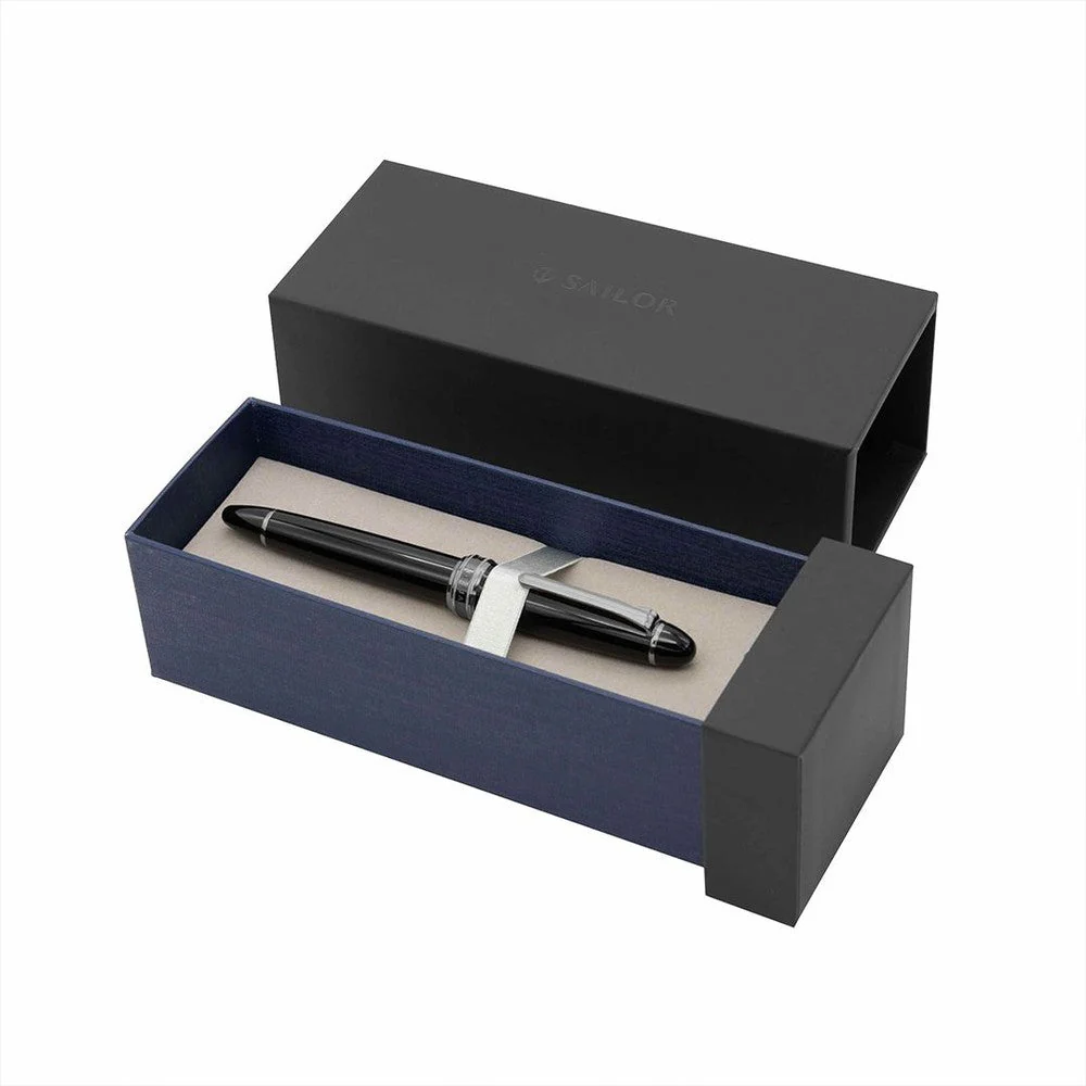 Sailor Fountain Pen - Naginata Togi - Black Trim - Image 12