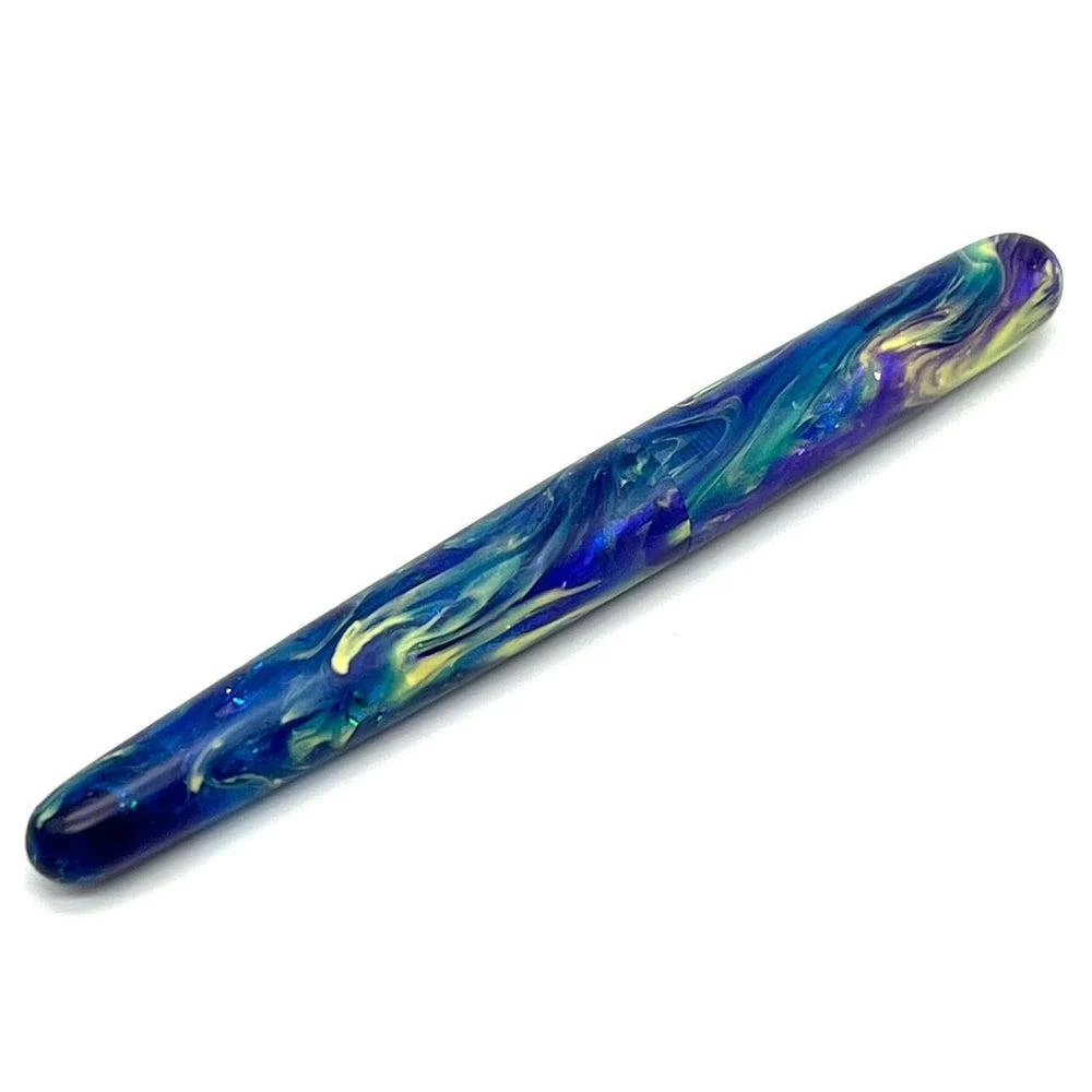 Tailored Pen Company × @cursive.not.inkluded Torch of Liberty Fountain Pen - Image 4