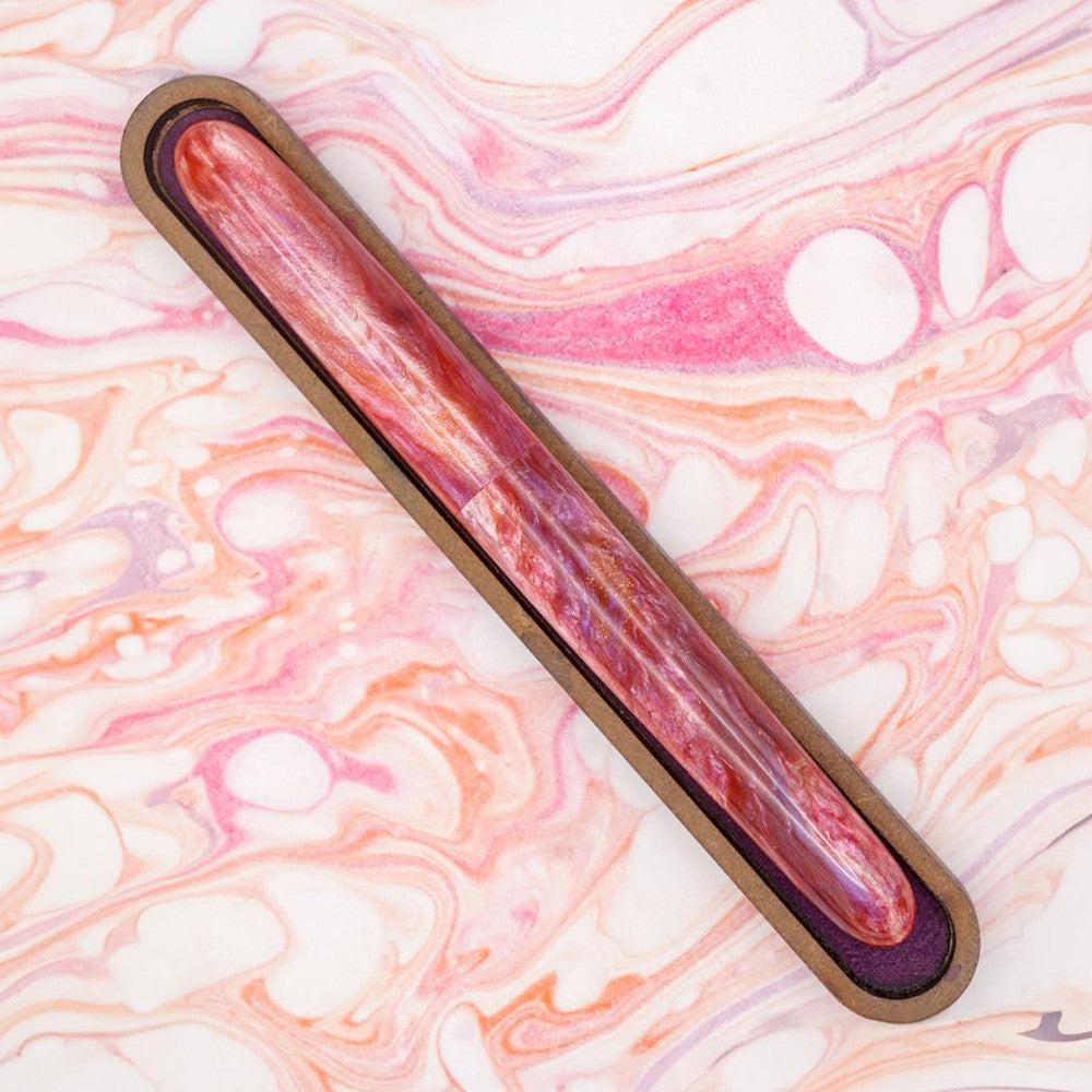 Tailored Pen Company × @nibsandflourishes - Dahlia Fountain Pen - Image 4