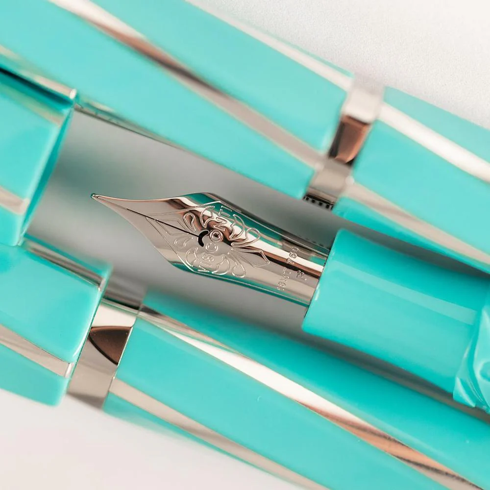 Visconti Fountain Pen - Divina Elegance - Wave Oversize - Image 3