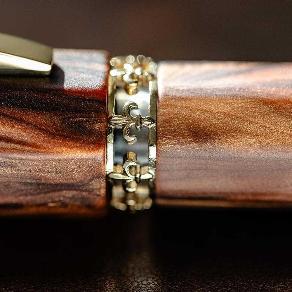 Visconti Fountain Pen - Medici Briarwood - Yellow Gold Trims - Image 6